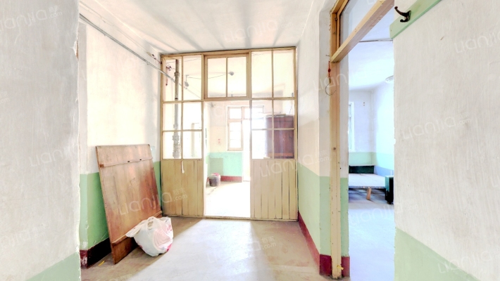 西山路二手房实景图