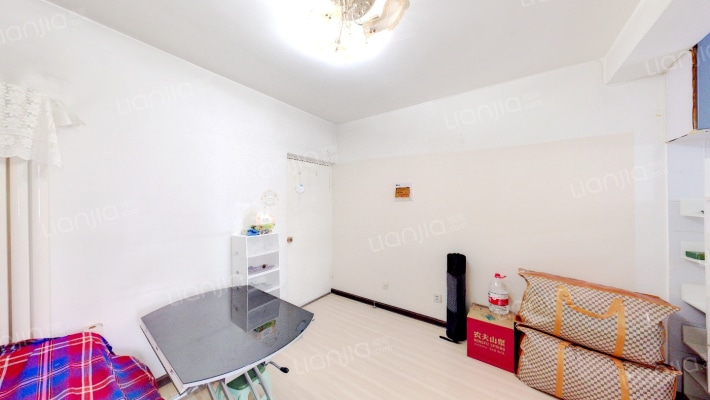 金川西里二手房实景图