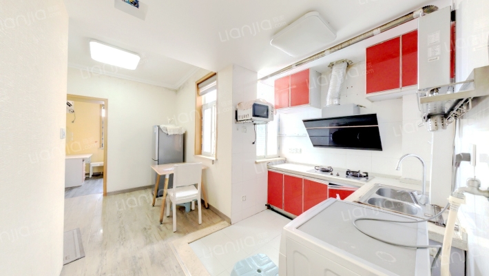 侯家里小区二手房实景图