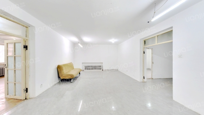 沿河路二手房实景图