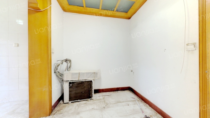 省冶金办宿舍二手房实景图