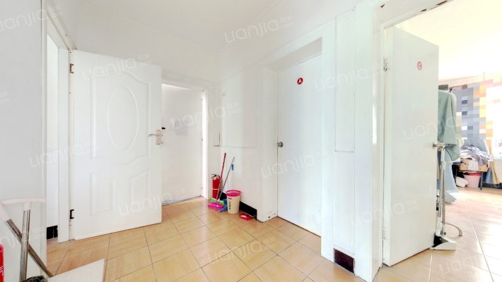 正府街28号二手房实景图