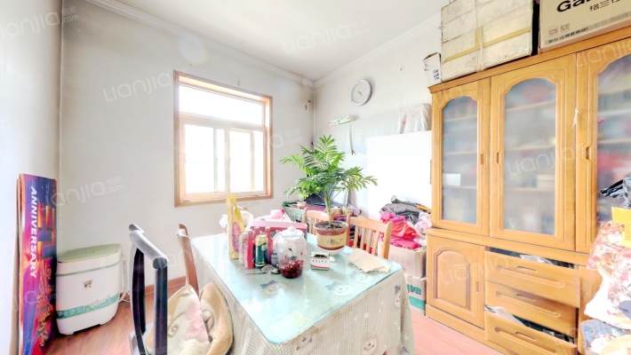 海电小区二手房实景图