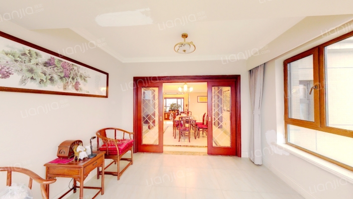 河畔公馆二手房实景图