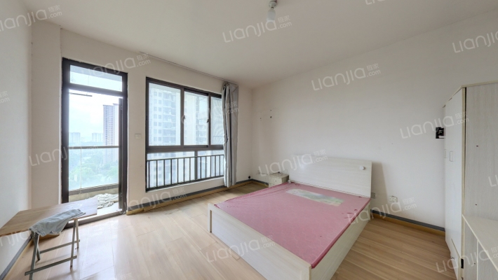 洛龙花苑小区二手房实景图