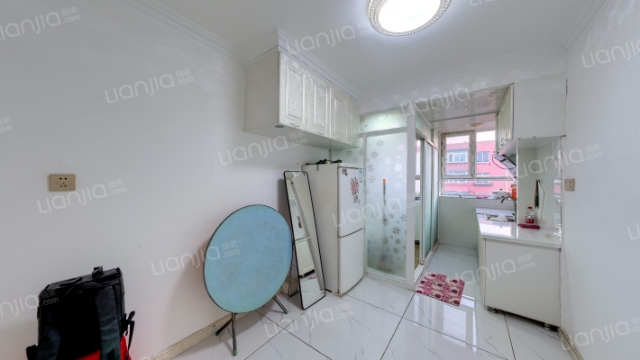 向工小区二手房实景图