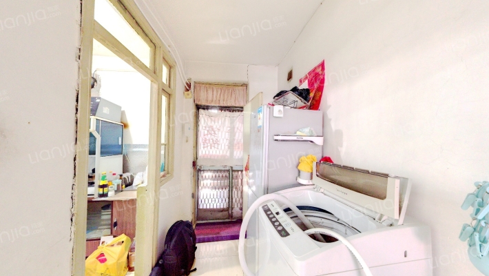 彩霞里二手房实景图