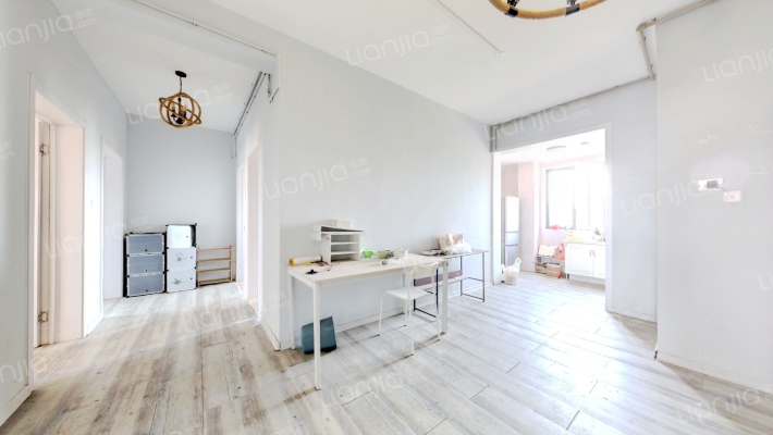 蓝天水岸二手房实景图