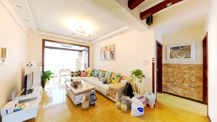 自由自宅二手房实景图