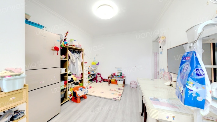 金宁新村小区二手房实景图