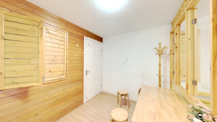 万科金融港二手房实景图