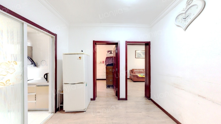 台湾路二手房实景图