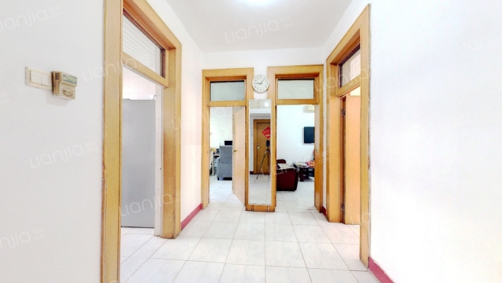 团校宿舍二手房实景图