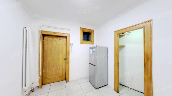 重华南里二手房实景图