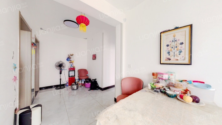 石棉管厂家属楼二手房实景图