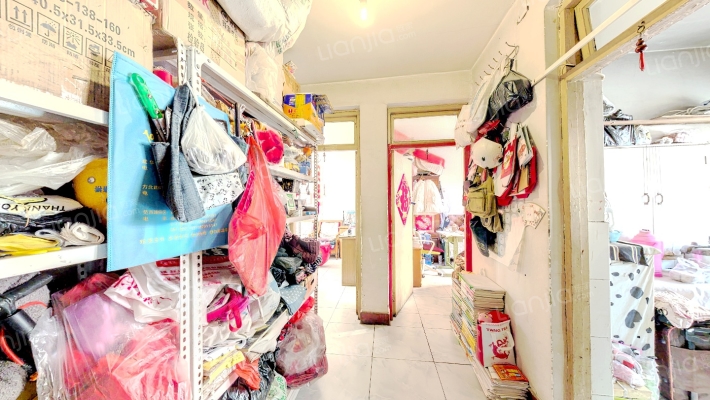 育才街农行宿舍二手房实景图