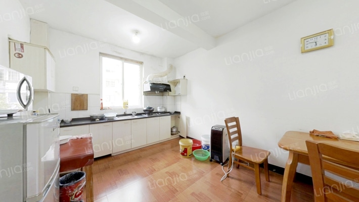 咏春花苑二手房实景图