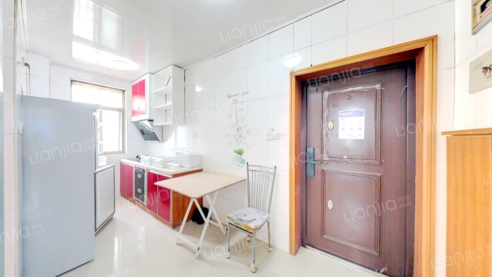 来凤新村二手房实景图