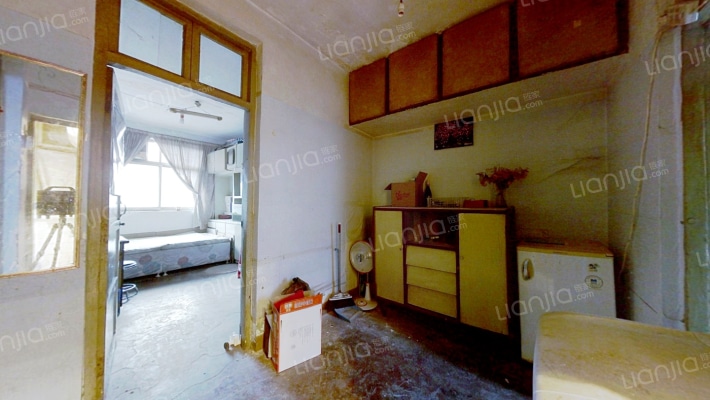 六里屯167号二手房实景图