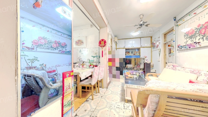 客车厂宿舍二手房实景图