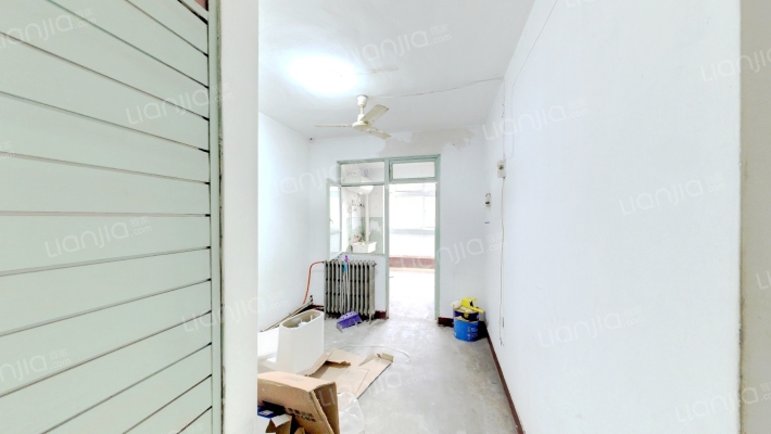 东川里二手房实景图