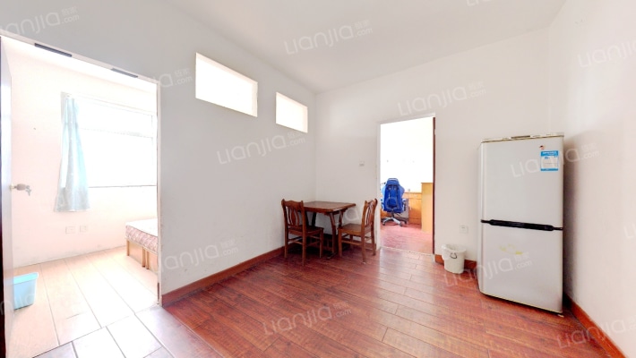 鑫发小区二手房实景图