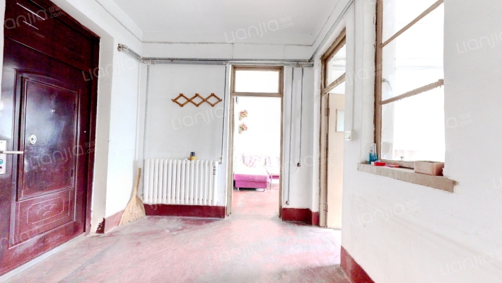 济柴八宿舍二手房实景图