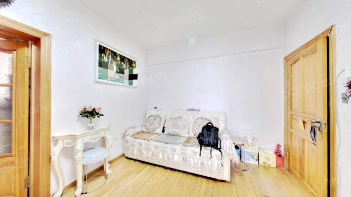 红河教育小区二手房实景图