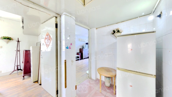 乐都路17号二手房实景图