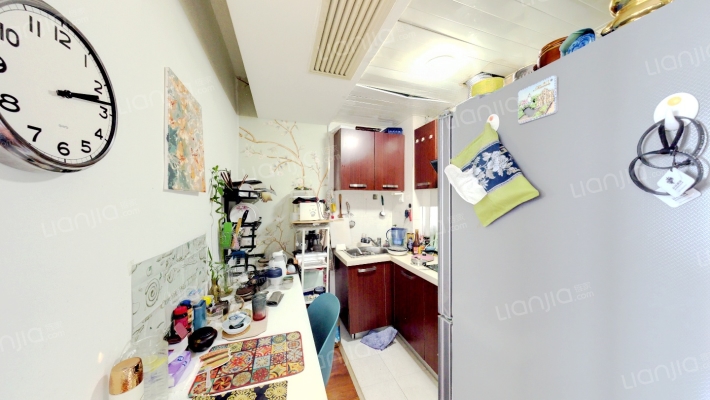 晶采大厦二手房实景图