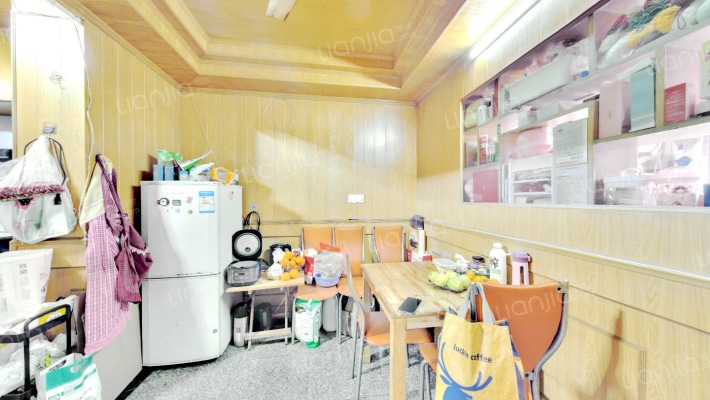 海盈新村二手房实景图