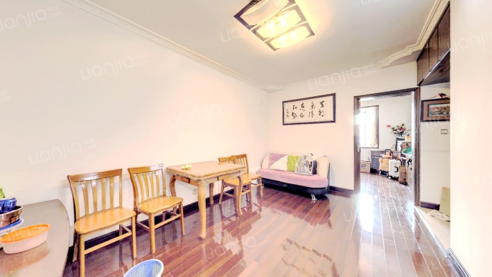 江南公寓二手房实景图