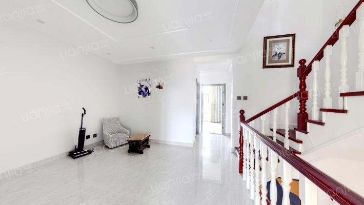 香港花园B区二手房实景图