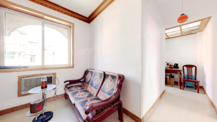 钢花新村111街二手房实景图