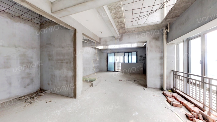 蓝波湾二手房实景图