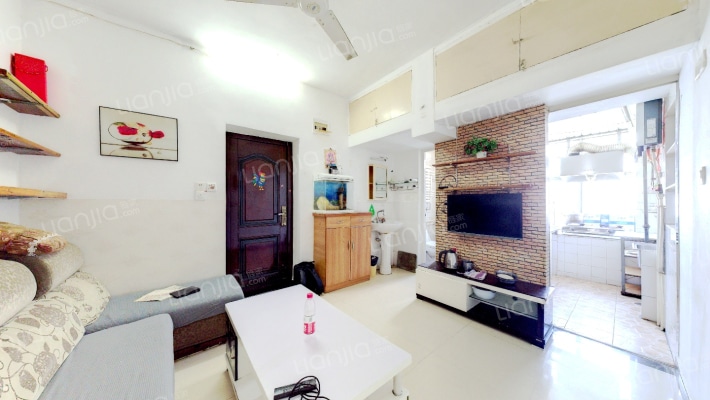 颖河路92号院二手房实景图