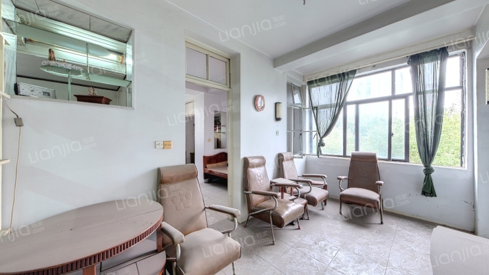 新华书店宿舍二手房实景图