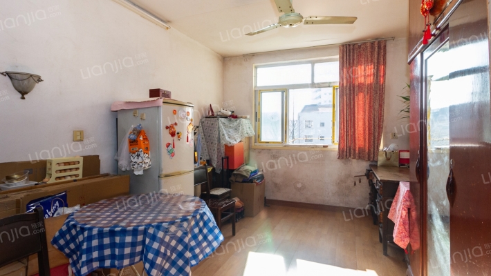 长乐路699号二手房实景图