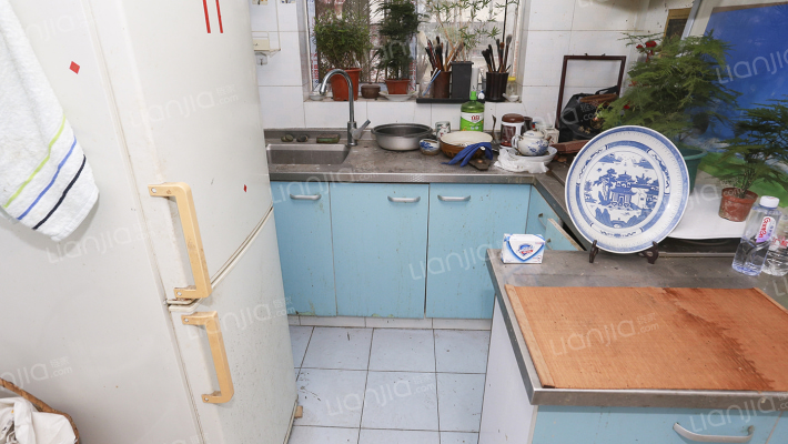 殷行路451弄二手房实景图