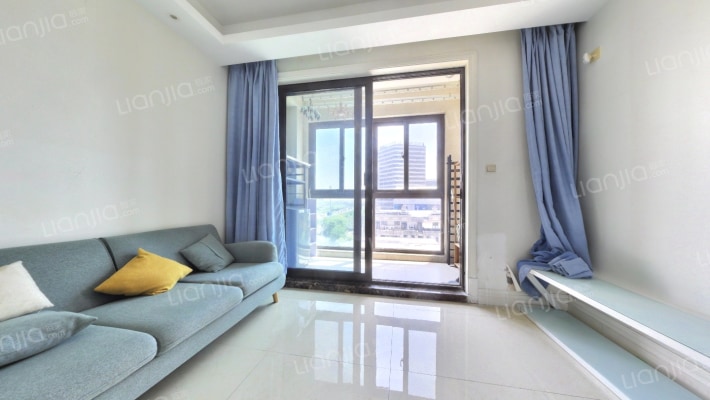 新华联奥莱悦府二手房实景图