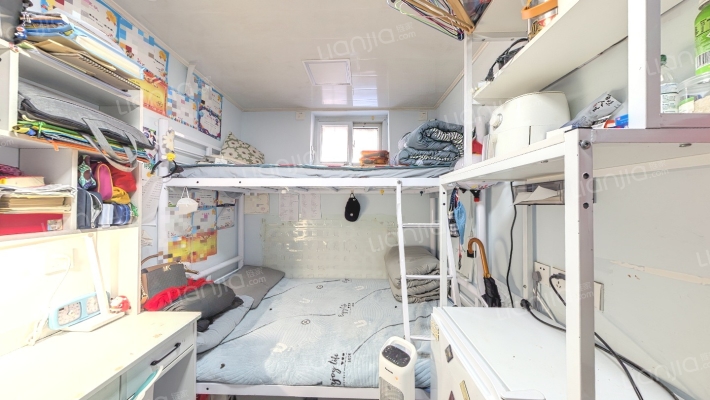 苇坑胡同二手房实景图