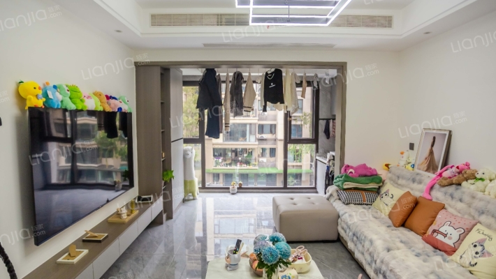 璞缇1号栖珑二手房实景图