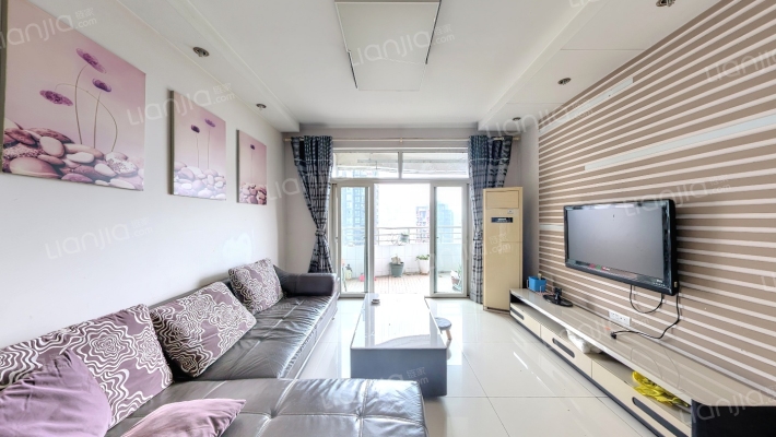 米兰天空二手房实景图