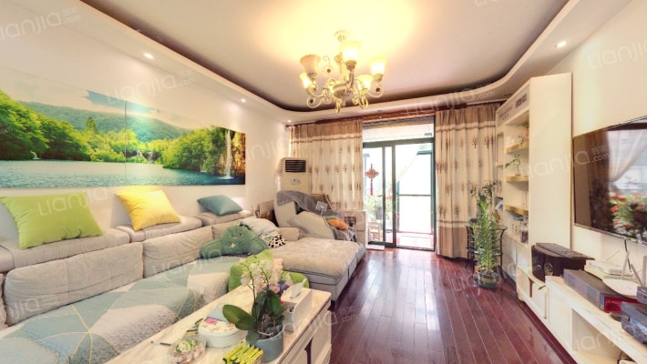 世晶花苑二手房实景图