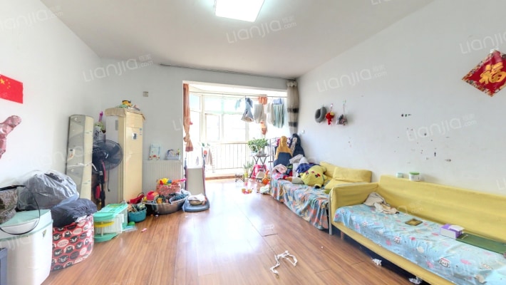 丽园C区二手房实景图