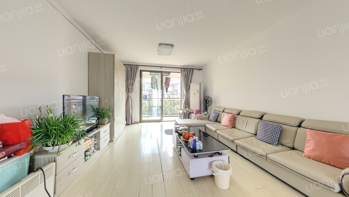 东方冠郡一期二手房实景图