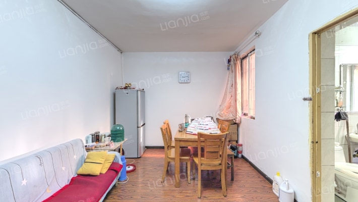 东莺新村二手房实景图