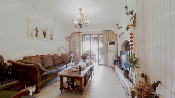 保利国宾上院二手房实景图