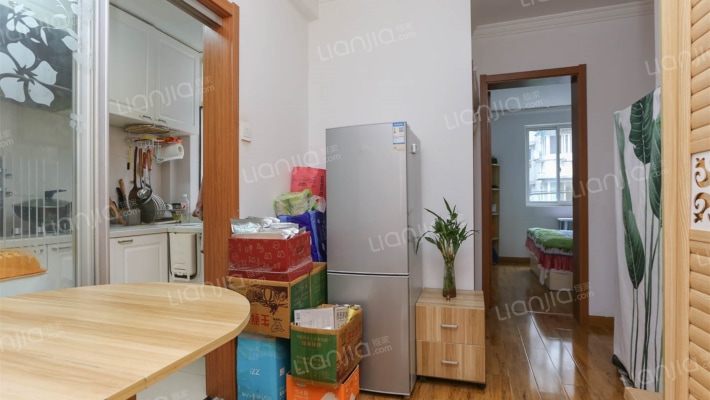 羽山路1000弄二手房实景图