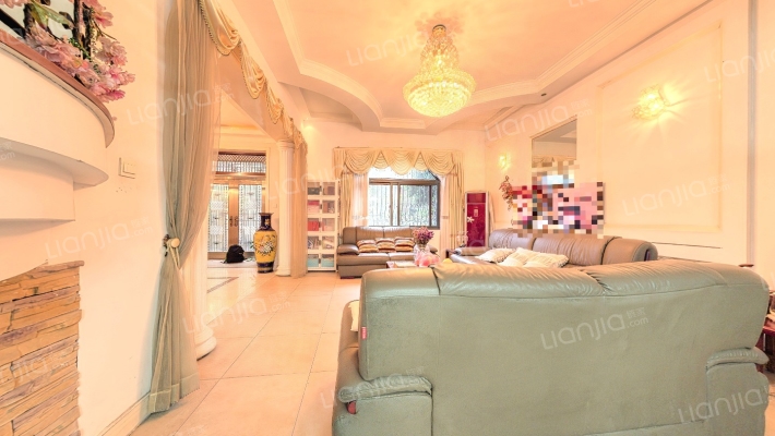 伟阳花园冬园二手房实景图